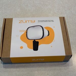 Zumy Portable Lighting Kit